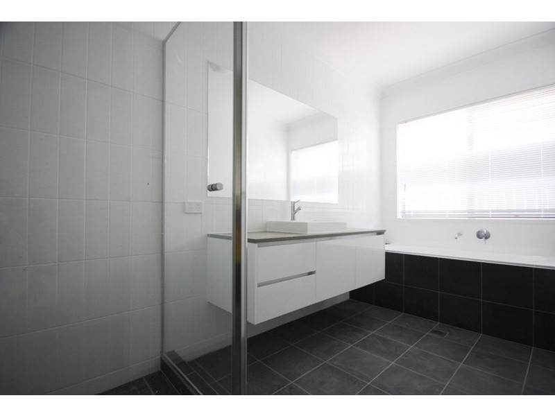 17 Monash Street, Gregory Hills NSW 2557