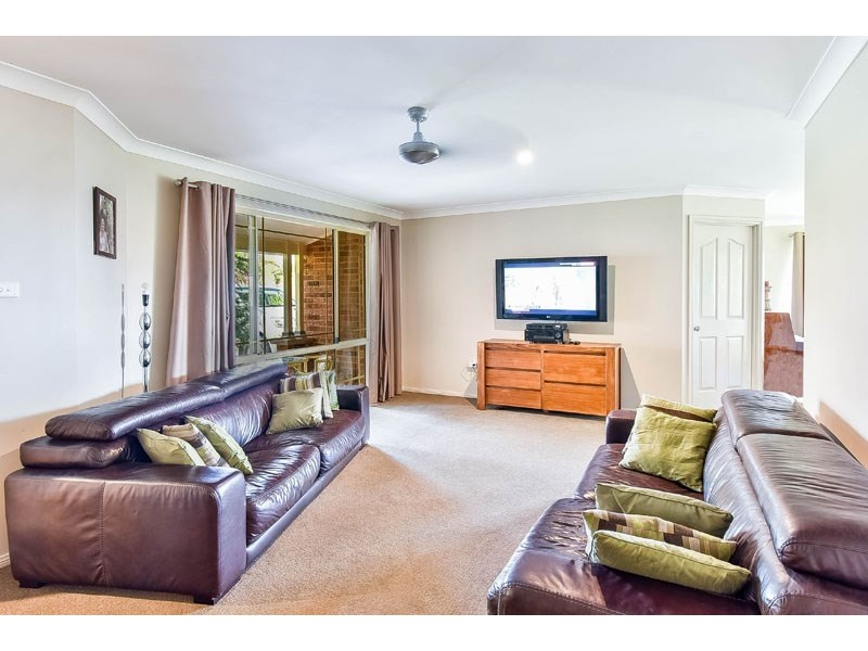11 Narryna Place, Glen Alpine NSW 2560