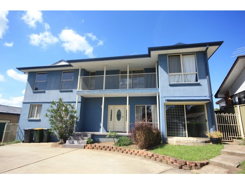 4 Poplar Crescent, Bradbury NSW 2560