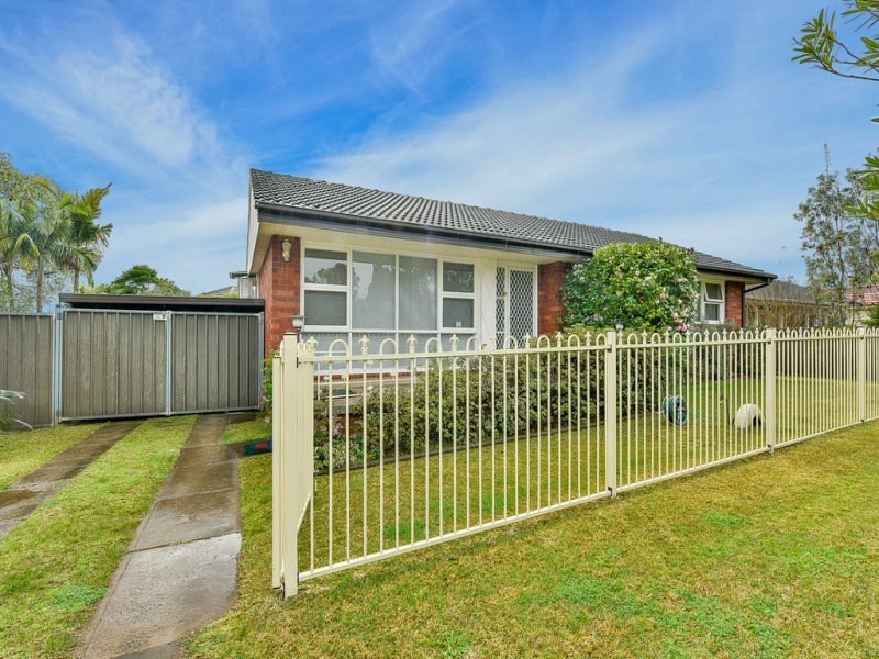 2 Derby Street, Minto NSW 2566