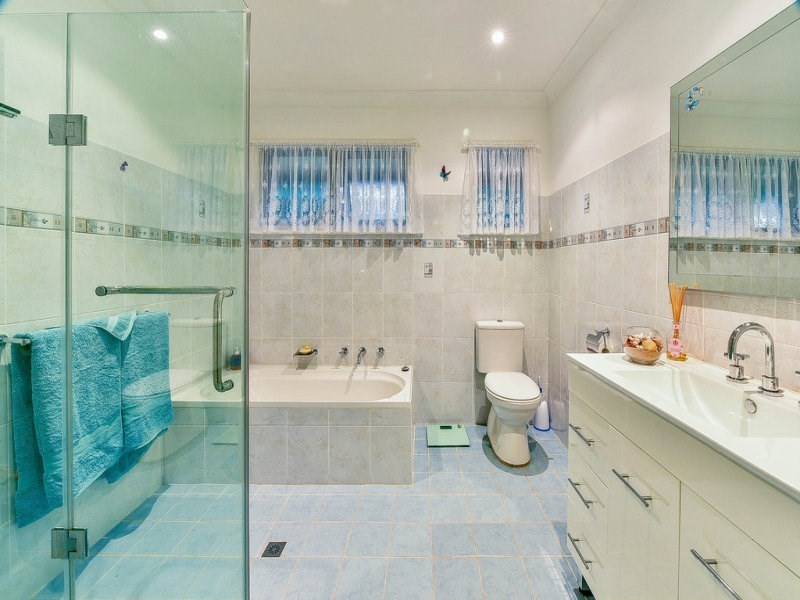 2 Derby Street, Minto NSW 2566