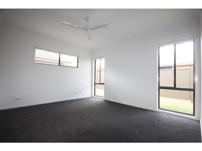 10 Monash Street, Gregory Hills NSW 2557