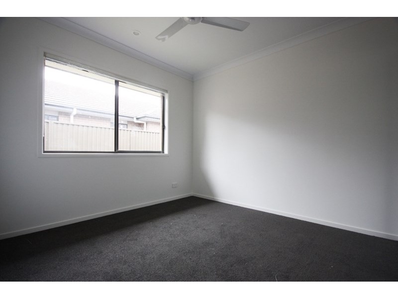 10 Monash Street, Gregory Hills NSW 2557