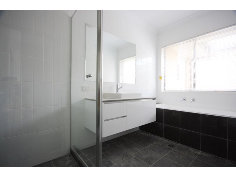 10 Monash Street, Gregory Hills NSW 2557