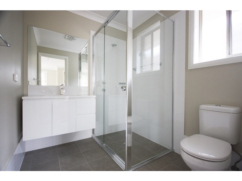 7 Richards Loop, Oran Park NSW 2570