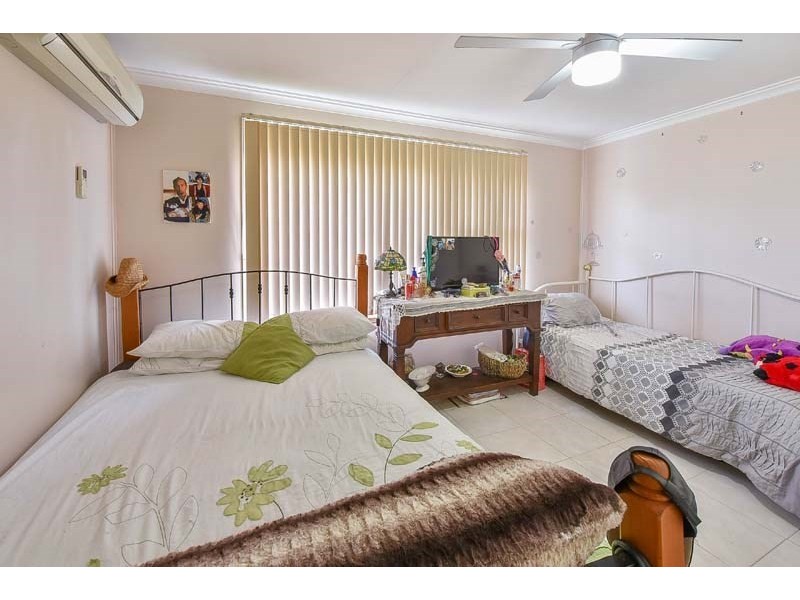 19 Gloucester Street, Macquarie Fields NSW 2564