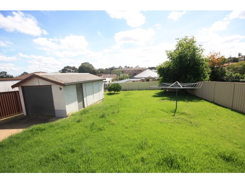 30 Bradbury Avenue, Campbelltown NSW 2560