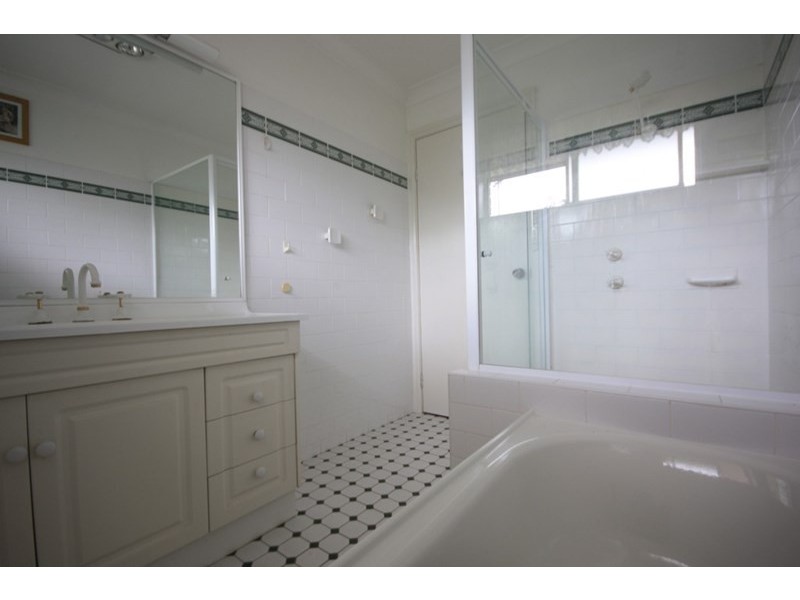 41 Birdsville Crescent, Leumeah NSW 2560