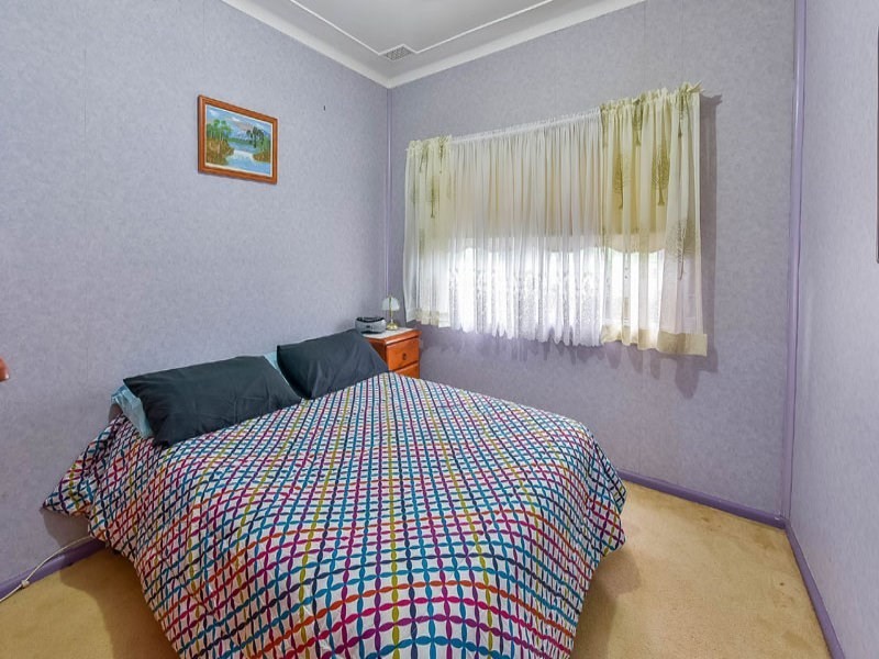 26 Kent Street, Minto NSW 2566