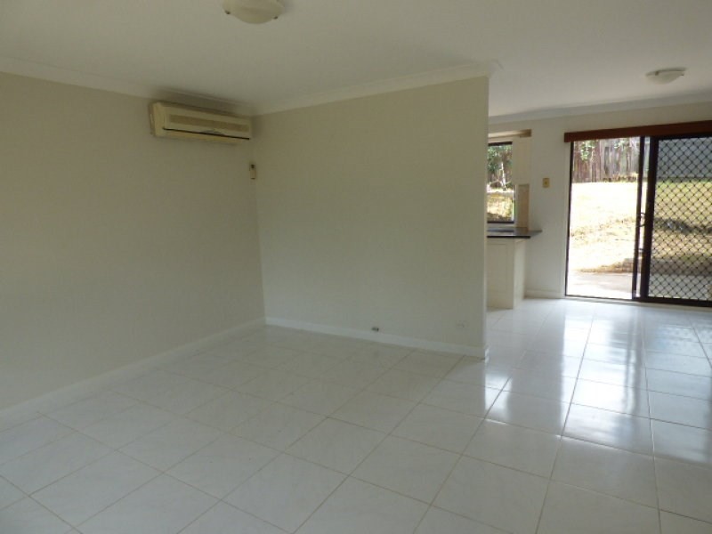 69 Clennam Avenue, Ambarvale NSW 2560