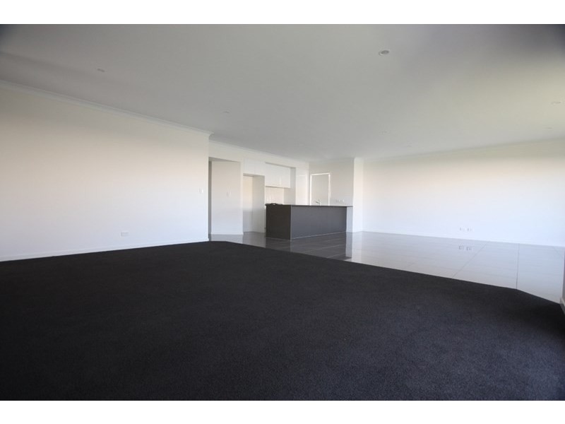 10 Xanadu Street, Gregory Hills NSW 2557