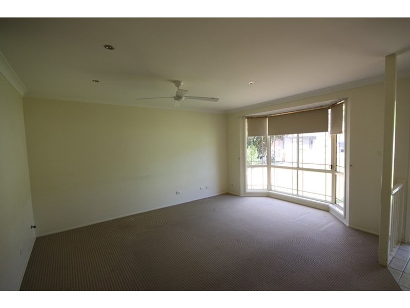 26 Withnell Crescent, St Helens Park NSW 2560