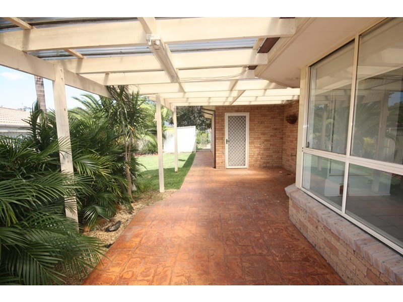 26 Withnell Crescent, St Helens Park NSW 2560