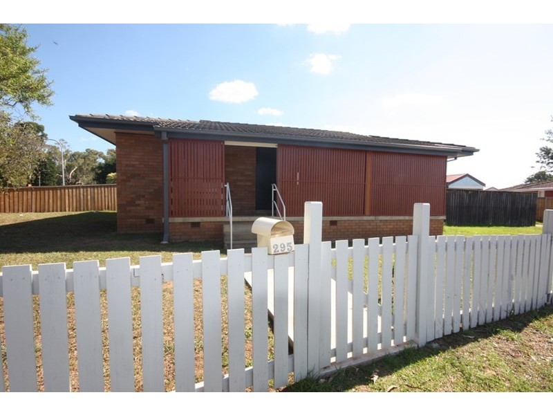 295 Riverside Drive, Airds NSW 2560