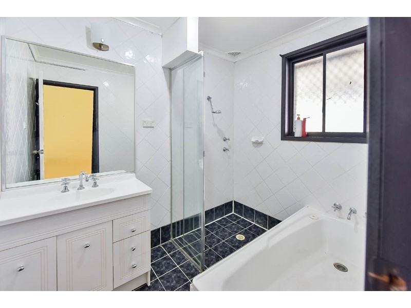 Macquarie Fields NSW 2564