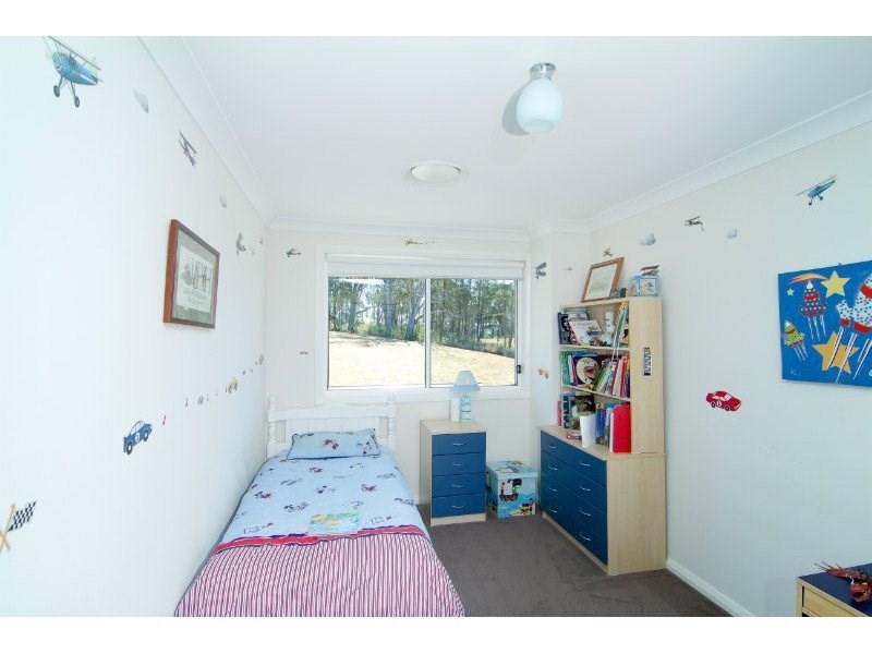 19 Yewens Circuit, Grasmere NSW 2570