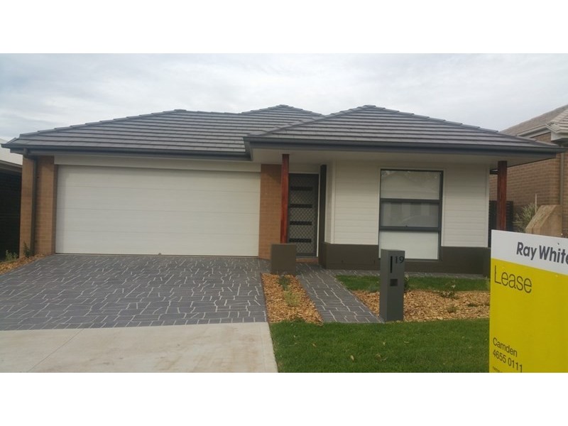 19 Warburn Avenue, Gregory Hills NSW 2557