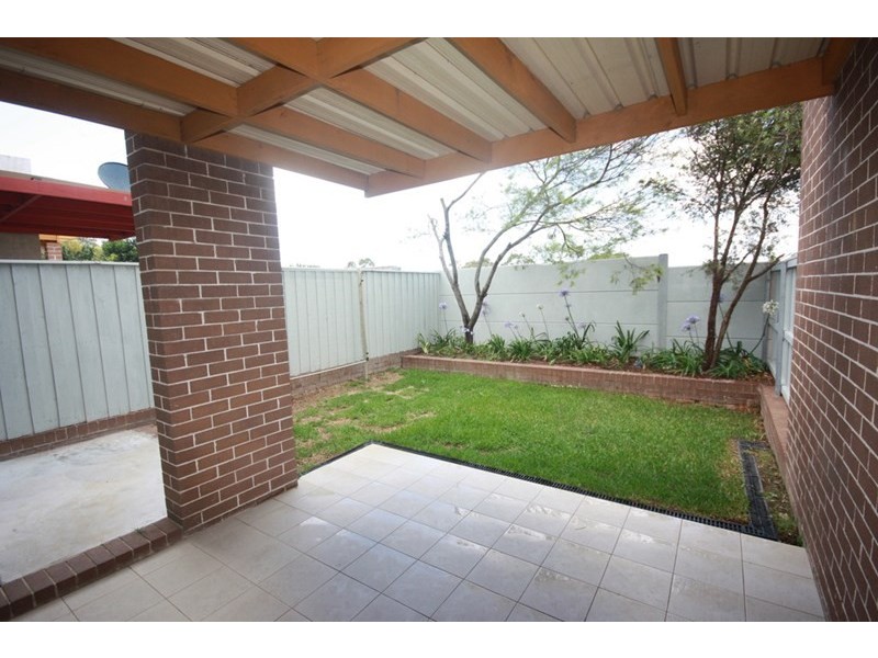 50/17 Poplar Crescent, Bradbury NSW 2560
