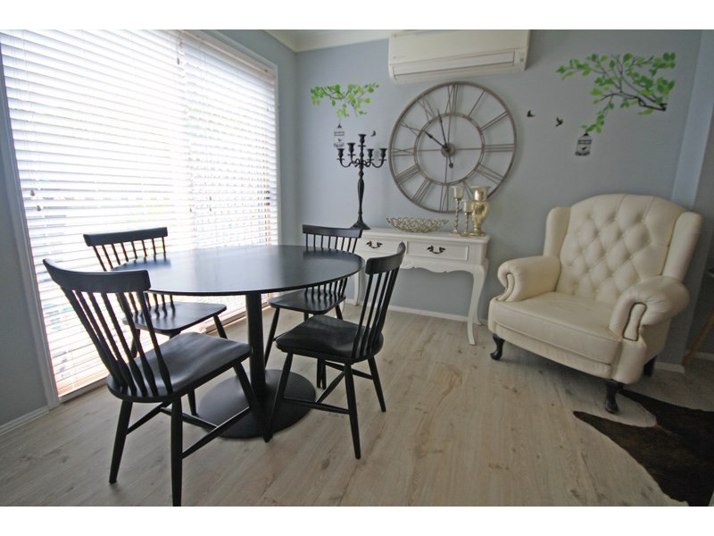 10/4 Westmoreland Road, Minto NSW 2566