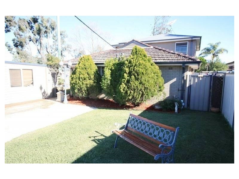 27 Ironbark Avenue, Camden NSW 2570