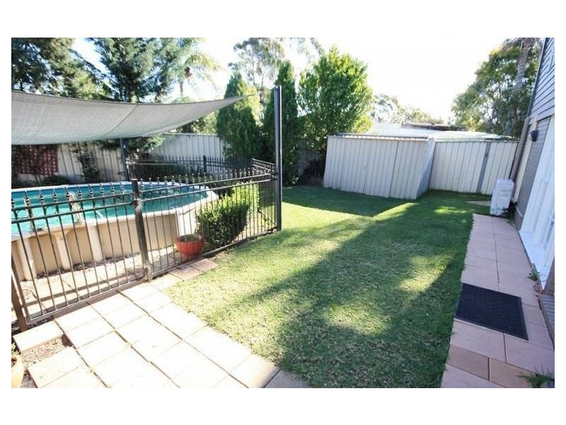 27 Ironbark Avenue, Camden NSW 2570