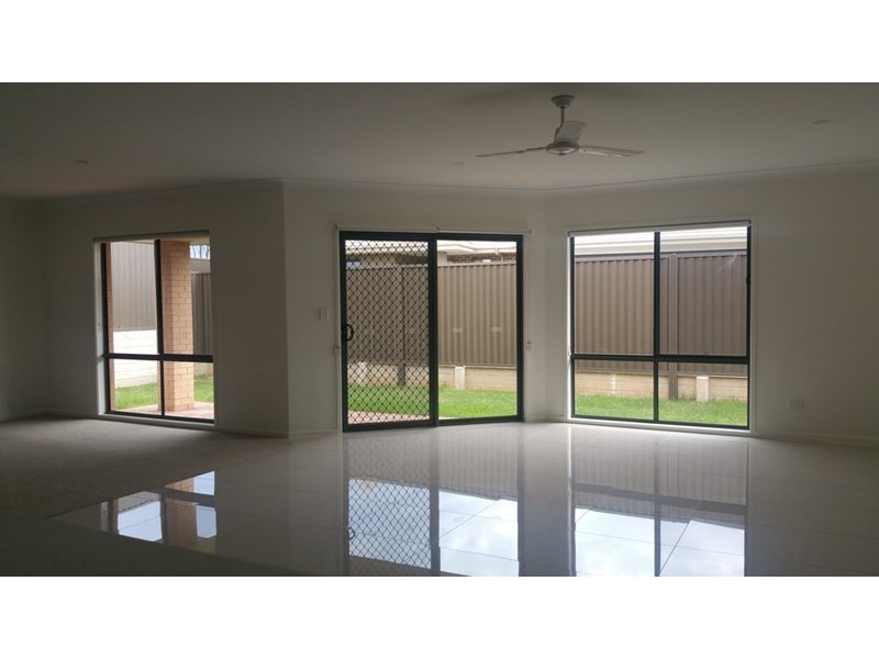 10 Warburn Avenue, Gregory Hills NSW 2557