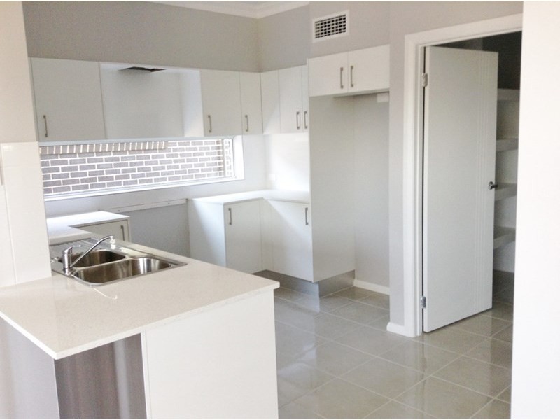 11 Davidson Street, Oran Park NSW 2570