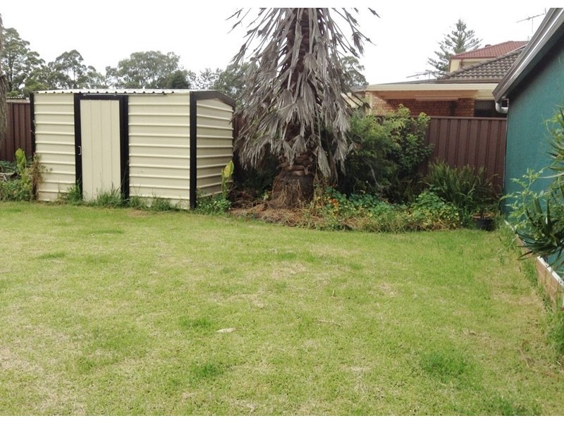 82 Fawcett Street, Glenfield NSW 2167