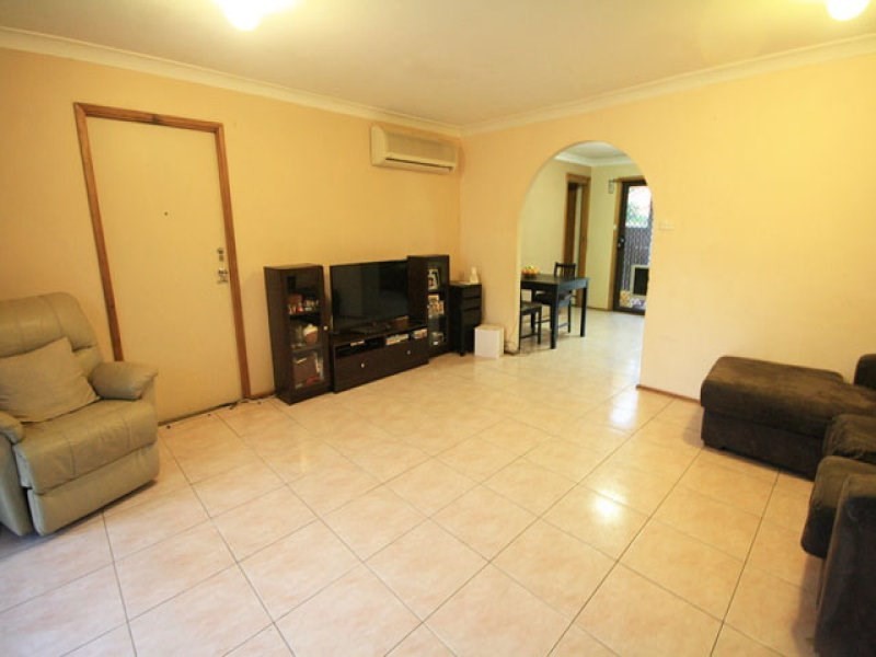 171 Harrow Road, Glenfield NSW 2167