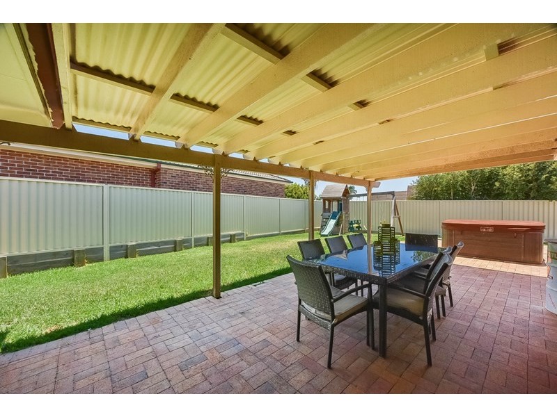 33 Ceder Wattle Place, Narellan Vale NSW 2567