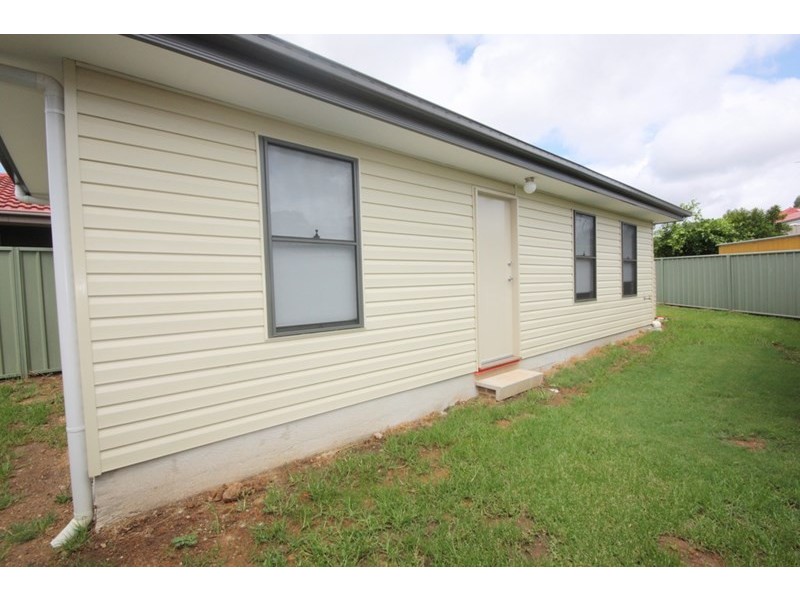 4a Avalon Place, Woodbine NSW 2560