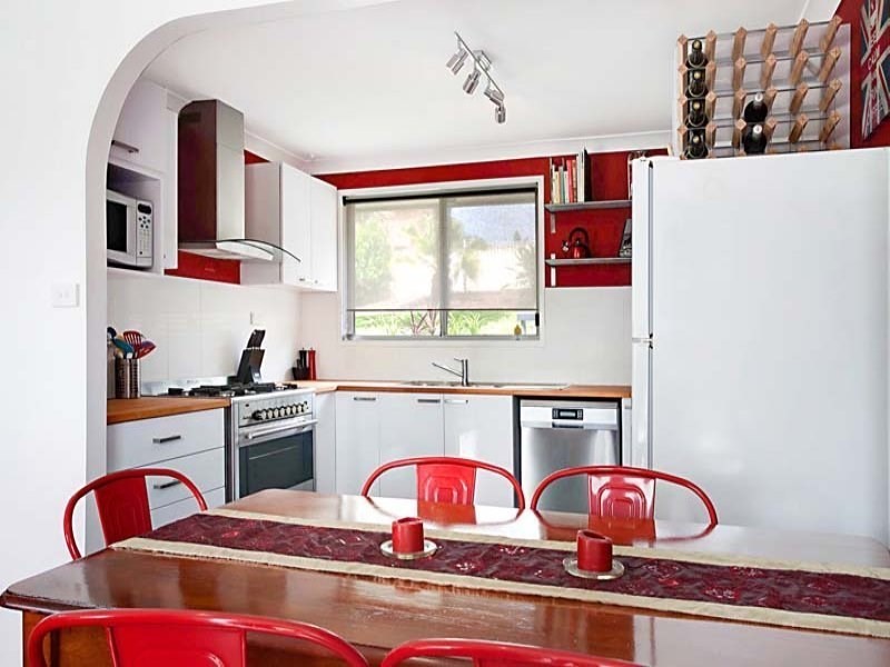 19 Clennam Avenue, Ambarvale NSW 2560