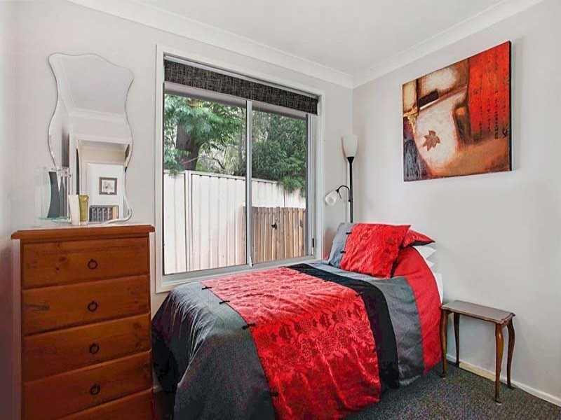 19 Clennam Avenue, Ambarvale NSW 2560