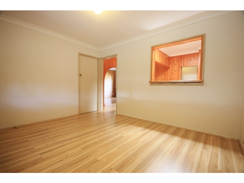 20 Clarence Street, Macquarie Fields NSW 2564