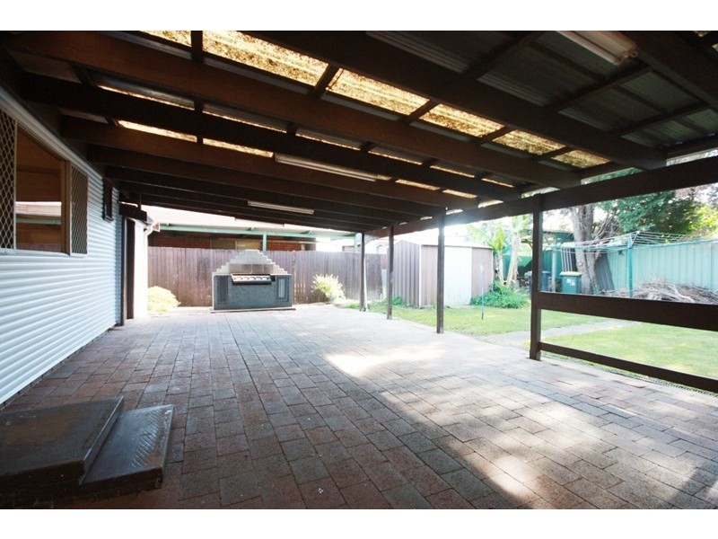 20 Clarence Street, Macquarie Fields NSW 2564