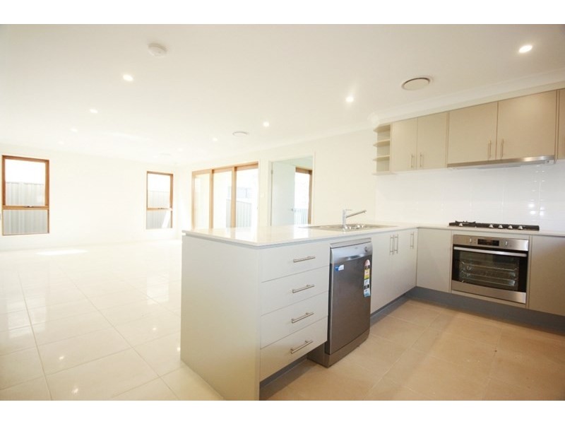 24 Fernleigh Court Arcadian Hills, Cobbitty NSW 2570