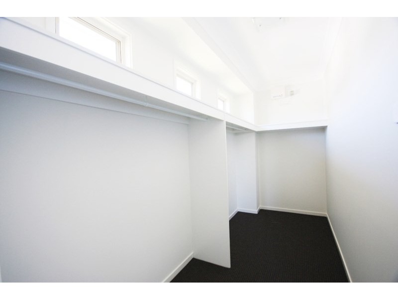 24 Fernleigh Court Arcadian Hills, Cobbitty NSW 2570