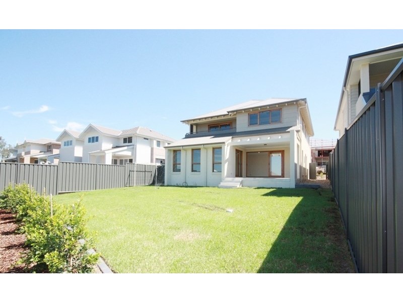 24 Fernleigh Court Arcadian Hills, Cobbitty NSW 2570