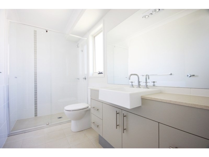 24 Fernleigh Court Arcadian Hills, Oran Park NSW 2570