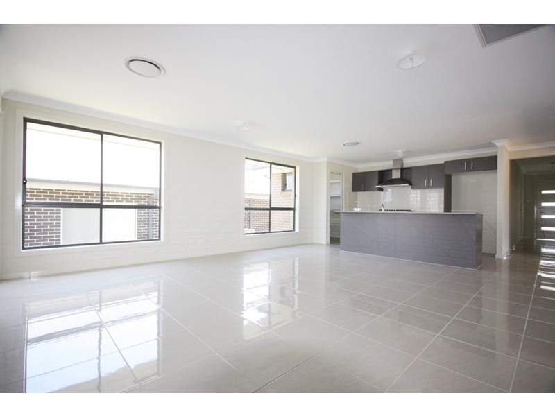 40 Archer Street, Spring Farm NSW 2570