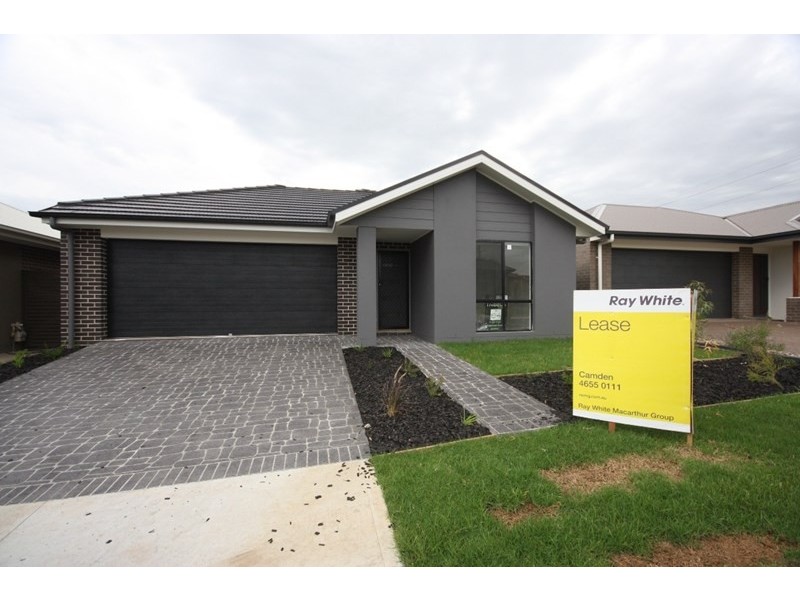 19 Monash Street, Gregory Hills NSW 2557