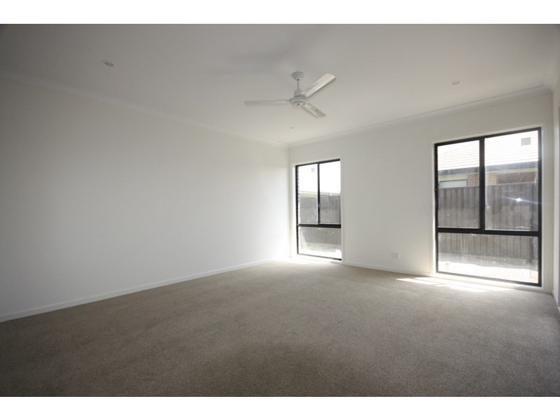 19 Monash Street, Gregory Hills NSW 2557