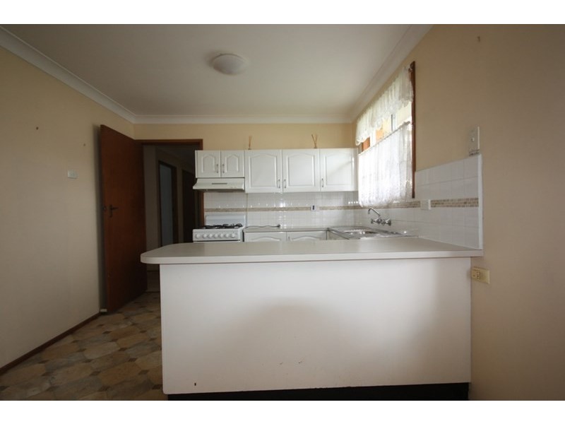 17 Holborn Place, Ambarvale NSW 2560