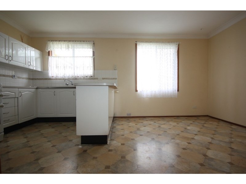 17 Holborn Place, Ambarvale NSW 2560