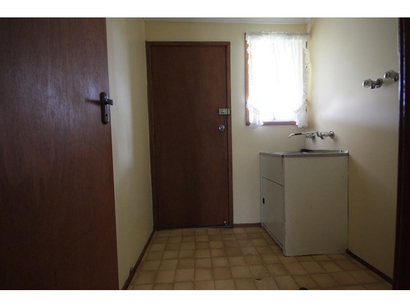 17 Holborn Place, Ambarvale NSW 2560