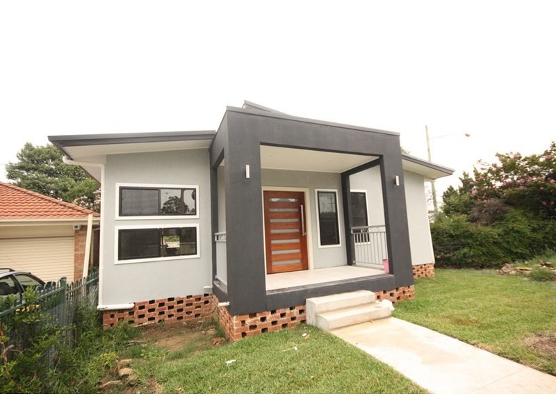 40a Ohlfsen Road, Minto NSW 2566