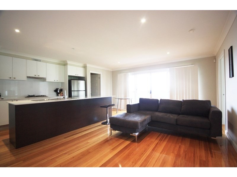 8 Turnbull Lane, Gregory Hills NSW 2557