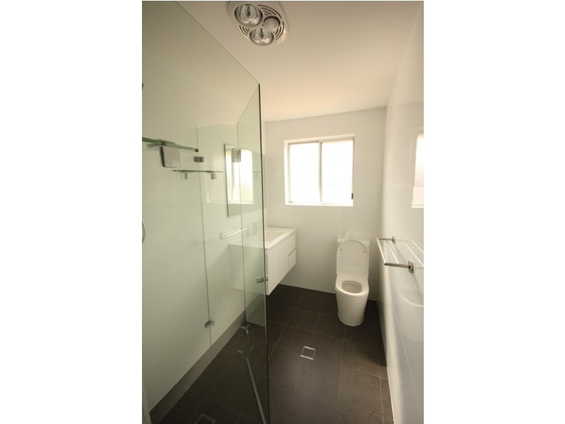 31 Danube Crescent, Kearns NSW 2558