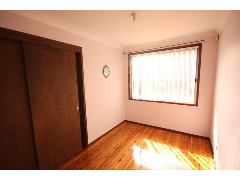 31 Danube Crescent, Kearns NSW 2558