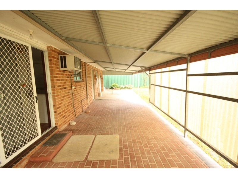 31 Danube Crescent, Kearns NSW 2558